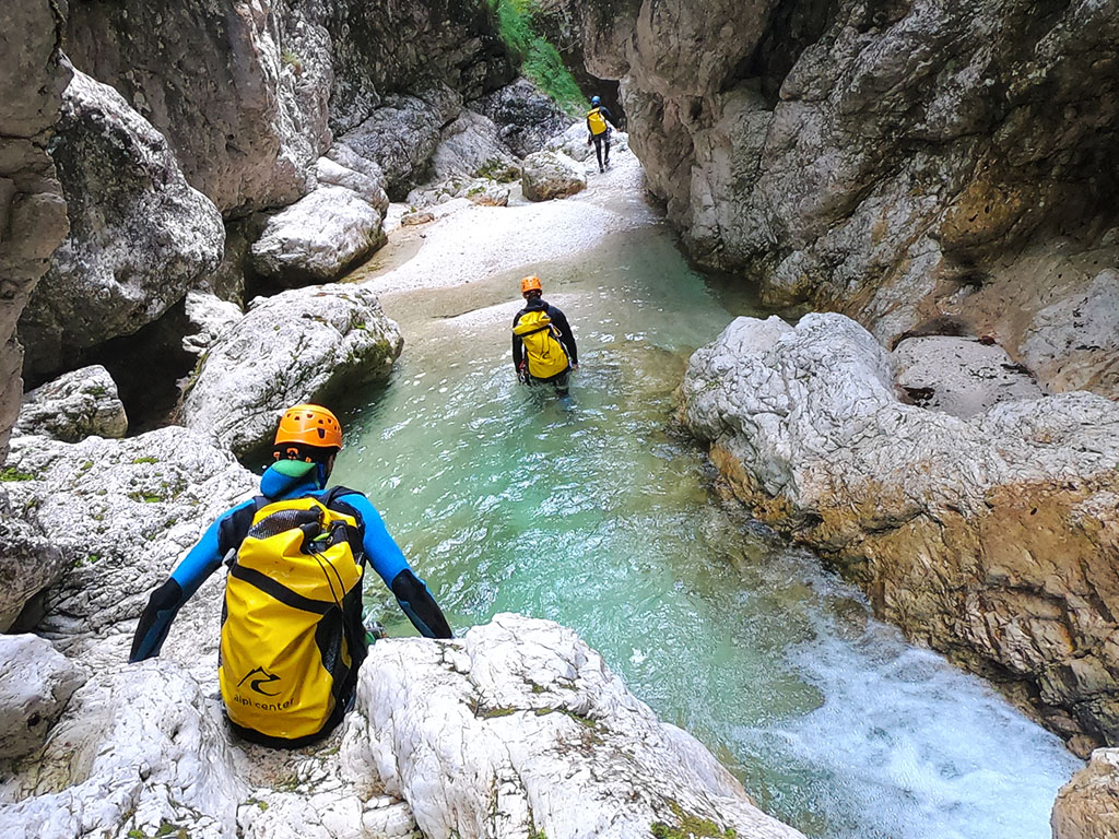 rio_simon-canyoning-gallery-3