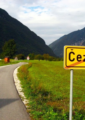 trip-trnovo_cyklo_cezsoca_konec_vesnice