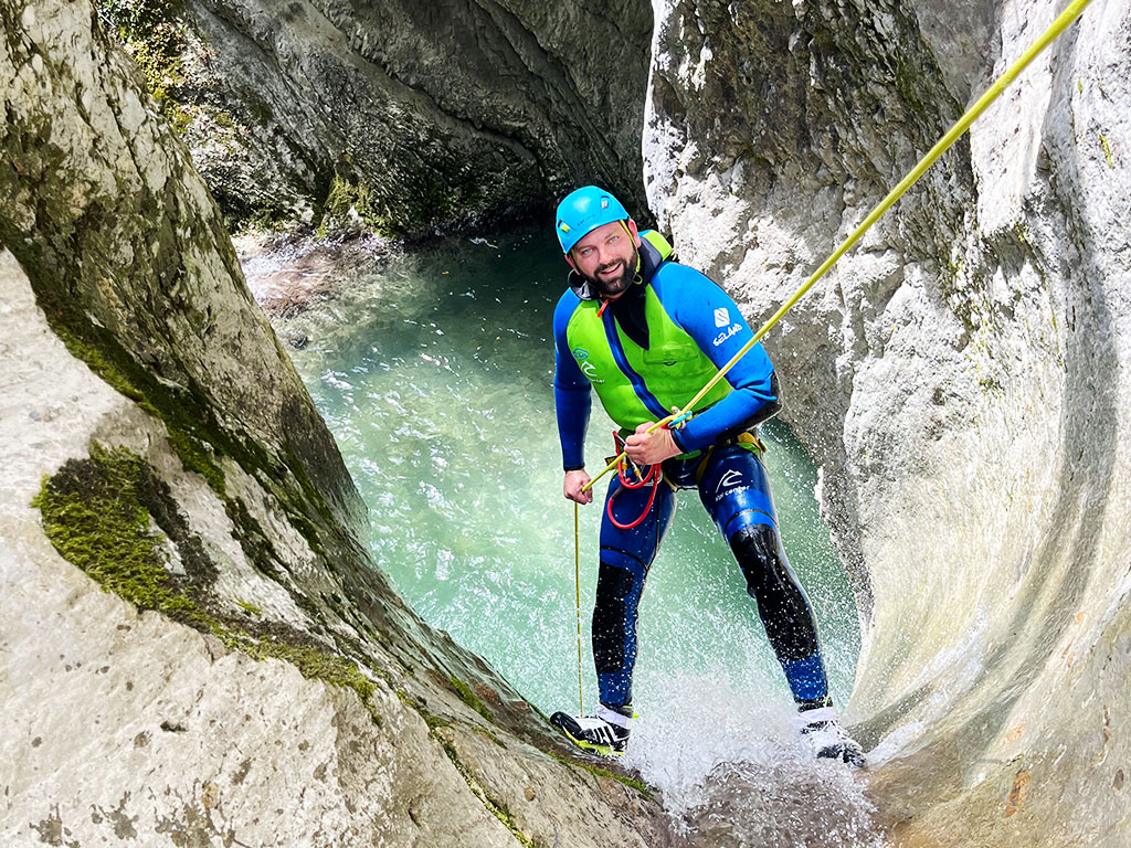 One of the many rappels in Volarja canyon.